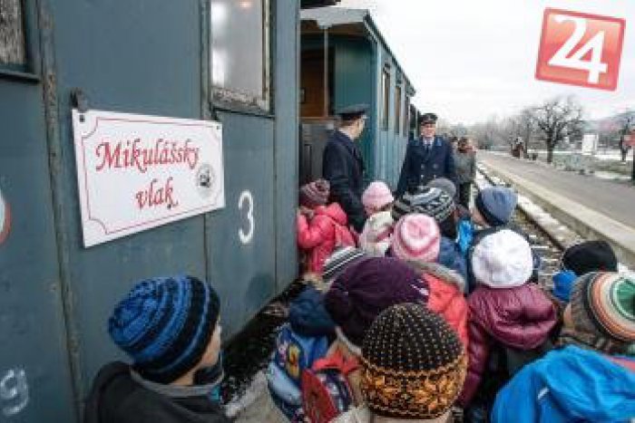 Ilustračný obrázok k článku A je to tu, Mikulášsky vlak vyrazí na cestu! Kedy a kde ho môžete stretnúť?