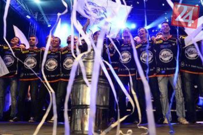 Ilustračný obrázok k článku OBRAZOM: Hokejový titul oslávili Košice skutočne majstrovsky!