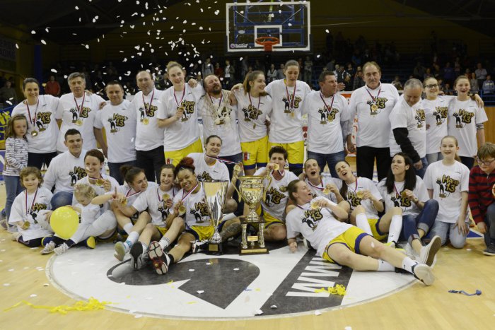 Ilustračný obrázok k článku Basketbalistky Good Angels získali titul: Tréner Jankovič hovorí o šťastnej trinástke