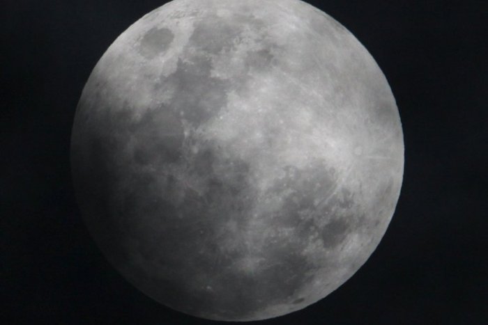 Ilustračný obrázok k článku Košičania, nastavujte budíky: Mesiac predvedie zvláštne nočné divadlo