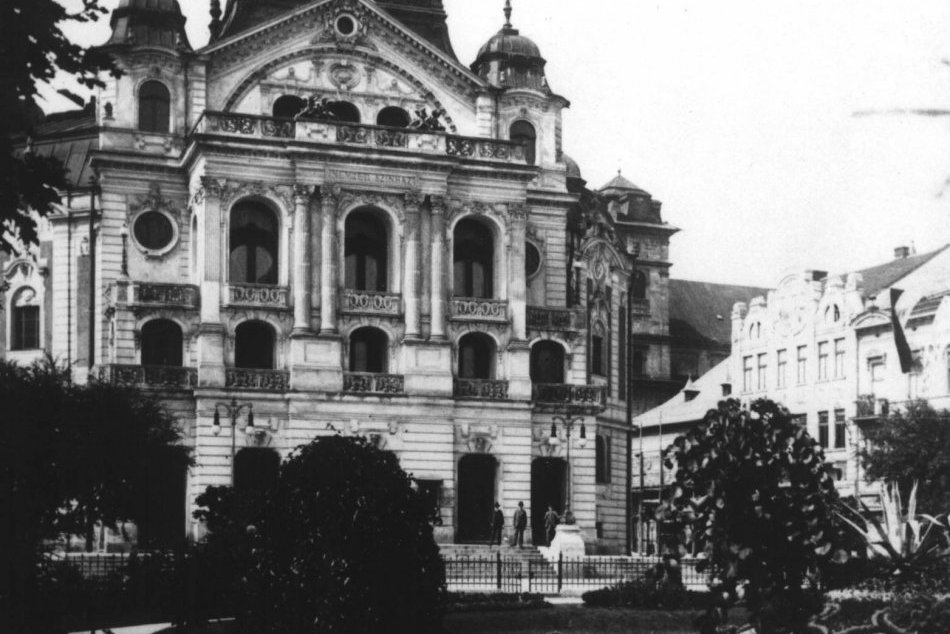 Exkluzívne fotografie Štátneho divadla v minulosti