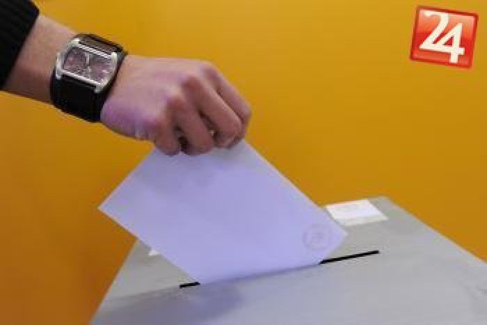 Ilustračný obrázok k článku Vo Valalikoch očakávajú nízku volebnú účasť: Voliči prichádzajú sporadicky