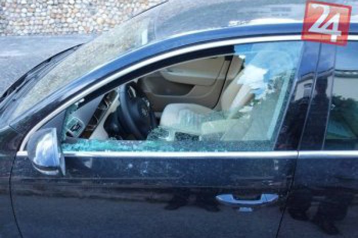 Ilustračný obrázok k článku Košické parkovisko padlo do oka neznámemu zlodejovi: Pri jednom aute to neskončilo!