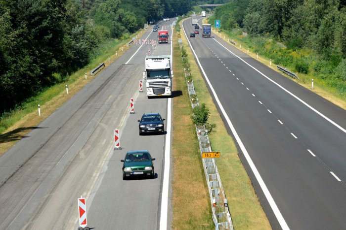 Ilustračný obrázok k článku Medzinárodná konferencia v Košiciach: Kraj chce obmedziť nákladnú dopravu na regionálnch cestách a prerozdeliť dane!