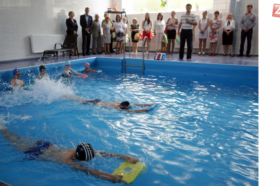 Ilustračný obrázok k článku Naši najmenší prežívajú veľkú radosť: Mesto ukončilo rekonštrukciu bazéna, FOTO
