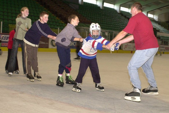 Ilustračný obrázok k článku Osvieženie padne vhod: Košičania si užijú letné korčuľovanie na ľade