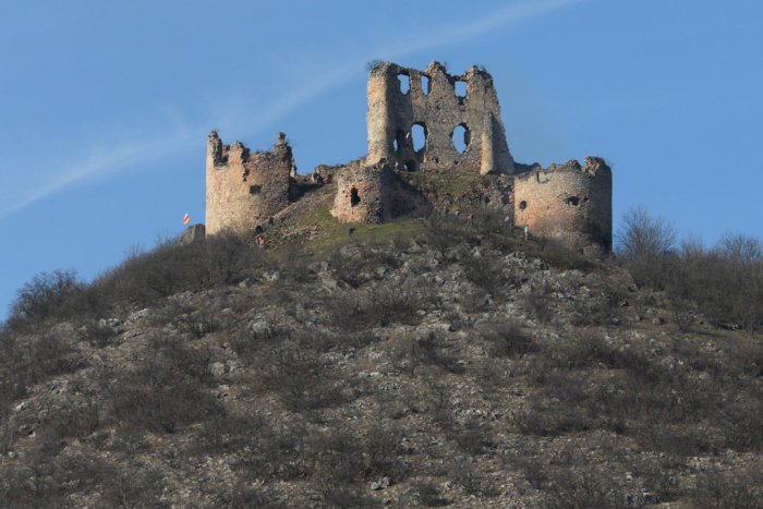 Ilustračný obrázok k článku Dočká sa Turniansky hrad rekonštrukcie? Pozrite, aké s ním má kraj plány!