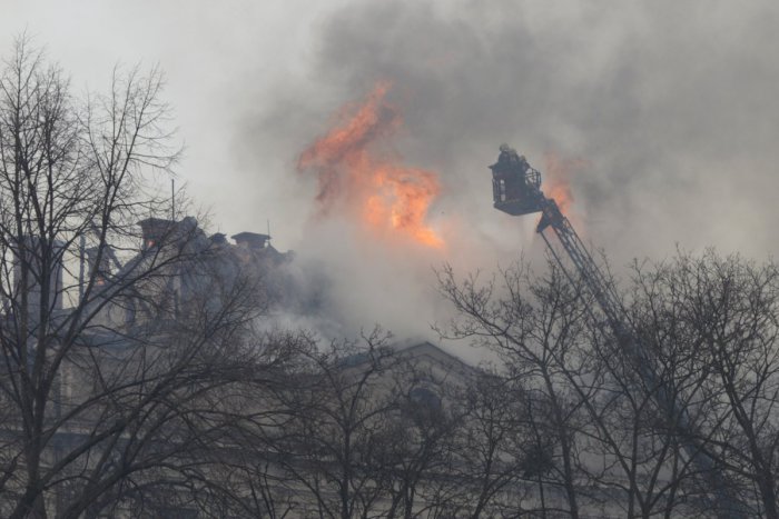 Ilustračný obrázok k článku Požiar v budove Daňového úradu v Košiciach sa hasičom podarilo uhasiť