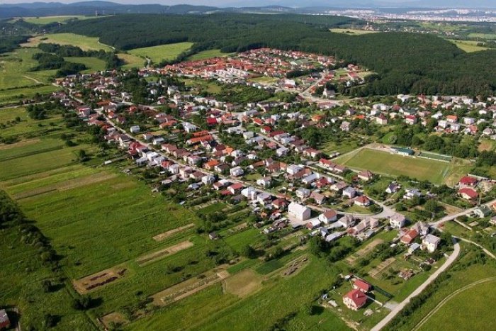 Ilustračný obrázok k článku Tretia najsympatickejšia obec v okolí Košíc: Spoznajte bližšie dedinu Malá Ida