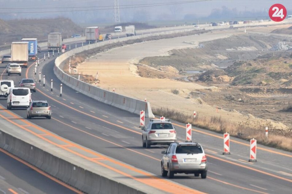 Ilustračný obrázok k článku Ukrajina začne stavať diaľnicu na Slovensko. Kedy sa pridáme aj my?
