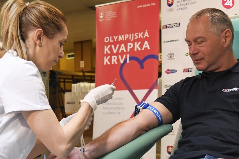 Ilustračný obrázok k článku FOTO: Olympijská kvapka krvi prilákala desiatky Košičanov