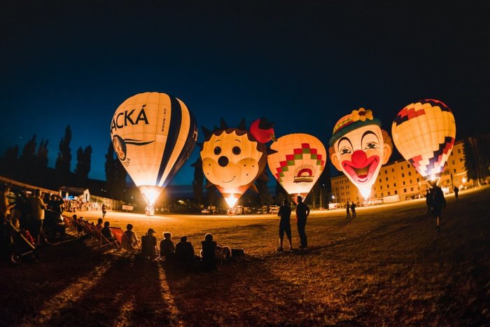 Ilustračný obrázok k článku Adrenalínový let: Na Balónovej fieste sa vznietil balón, ako to prežívali pasažieri?, FOTO