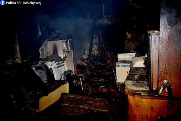 Ilustračný obrázok k článku Tragická noc na východe: Muž v rodinnom dome uhorel zaživa