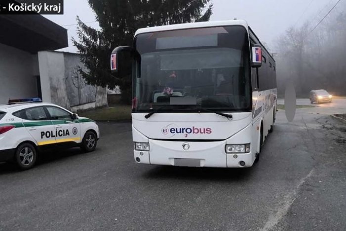 Ilustračný obrázok k článku Šofér autobusu nafúkal v Jasove 0,50 promile: Polícia odhalila aj ďalších vodičov, FOTO