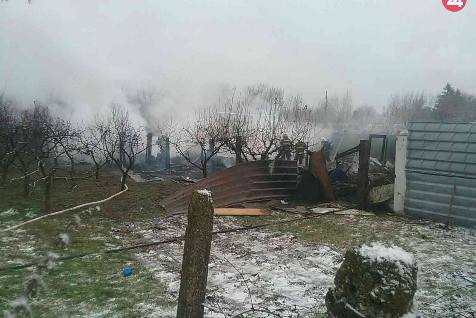Ilustračný obrázok k článku Tri deti zhoreli pri požiari v Košiciach, polícia zaistila podozrivého muža