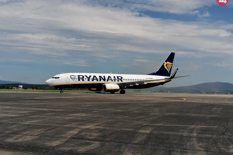 Ilustračný obrázok k článku Ryanair RUŠÍ leteckú linku z Košíc do Prahy! Čo robiť so zakúpenými letenkami?