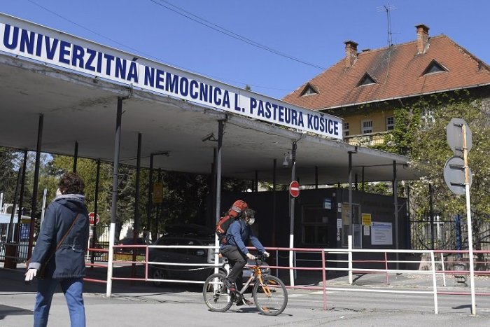 Ilustračný obrázok k článku Počet hospitalizovaných pacientov s COVID-19 v UNLP Košice opäť stúpa
