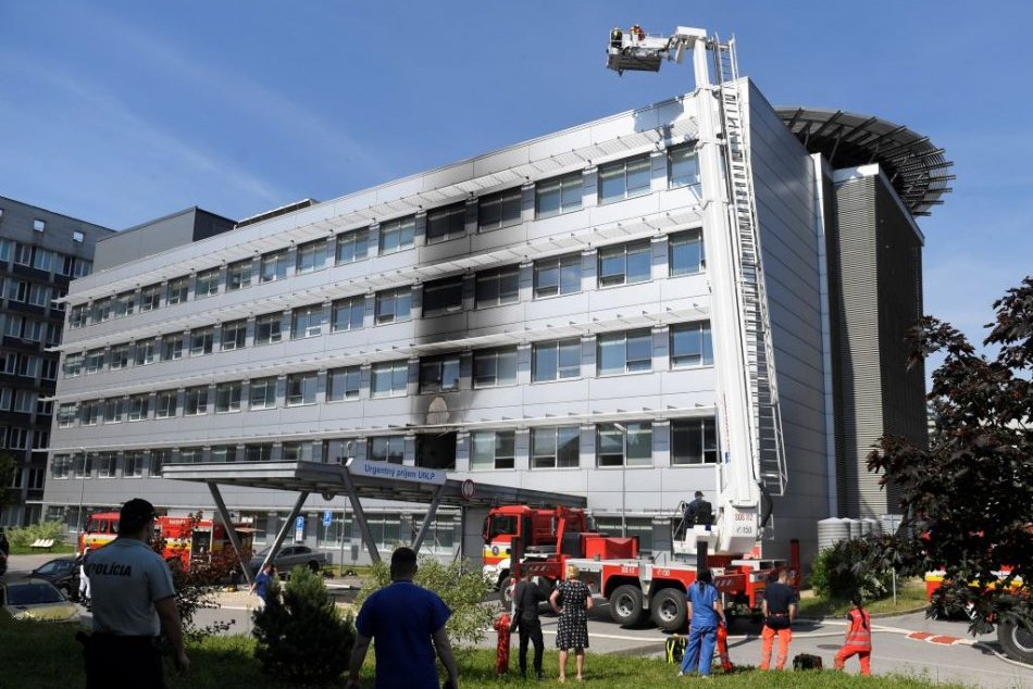 Ilustračný obrázok k článku Požiar v košickej nemocnici spôsobil obrovské škody: Suma presiahne 300-tisíc eur!