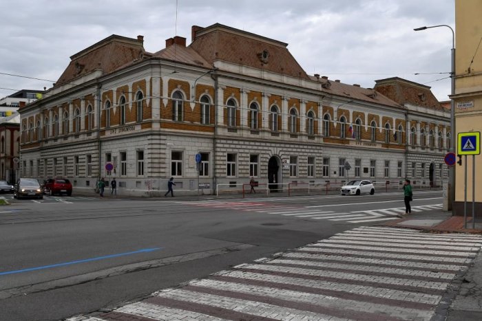 Ilustračný obrázok k článku Hviezdoslavova ulica je po oprave prejazdná. Na rad príde ďalšia frekventovaná cesta