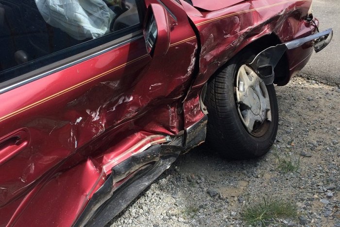 Ilustračný obrázok k článku Košičania, kto vám preplatí nehodu s ukrajinským autom bez poistky?