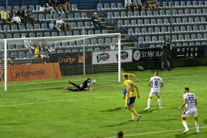 Ilustračný obrázok k článku Je to tam! FC Košice oslávili prvé víťazstvo v sezóne: Nakopnú ich tri body a dobrý výkon?